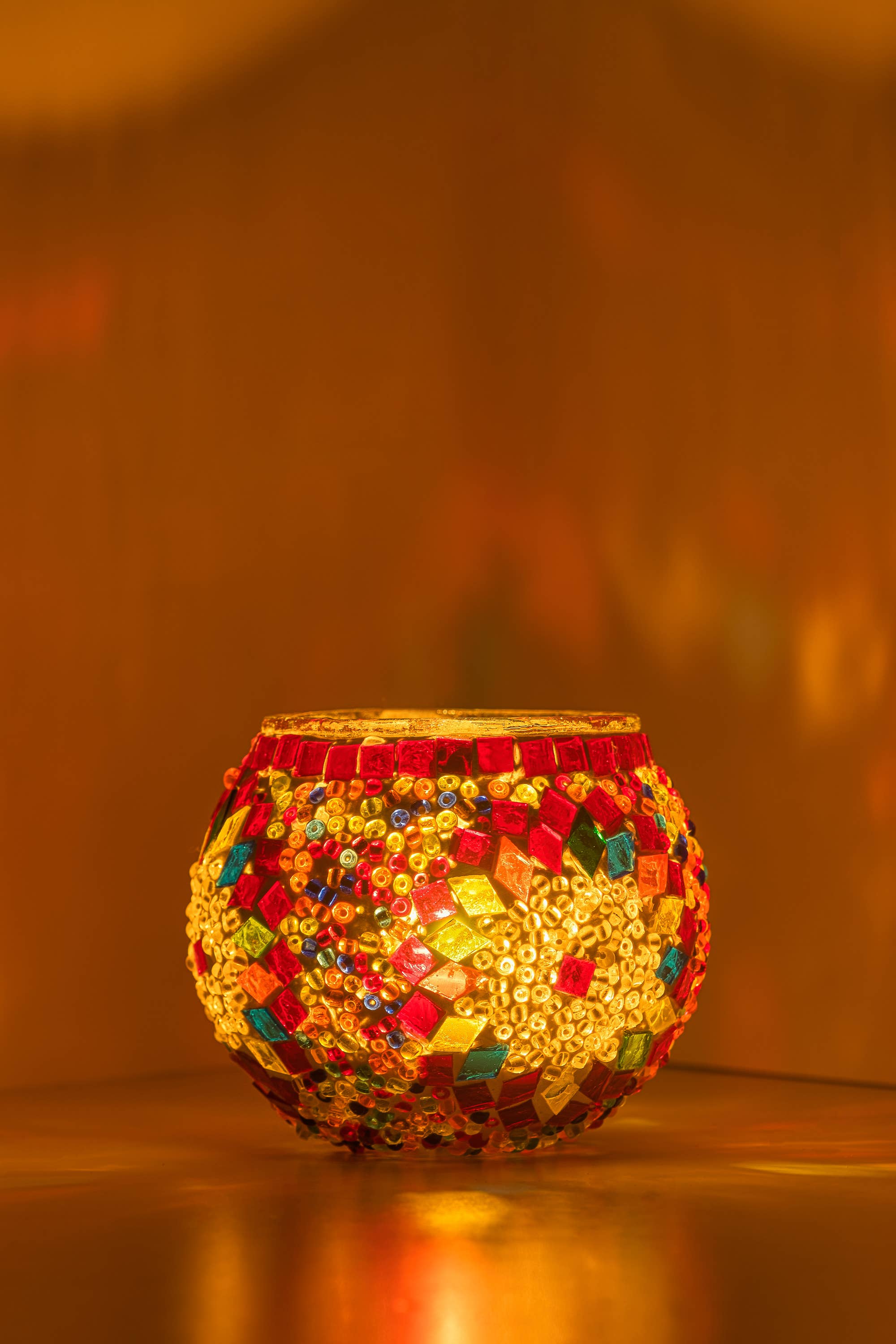 KAFTHAN Large Mosaic Glass Candle Holder: Turquoise Star Circle