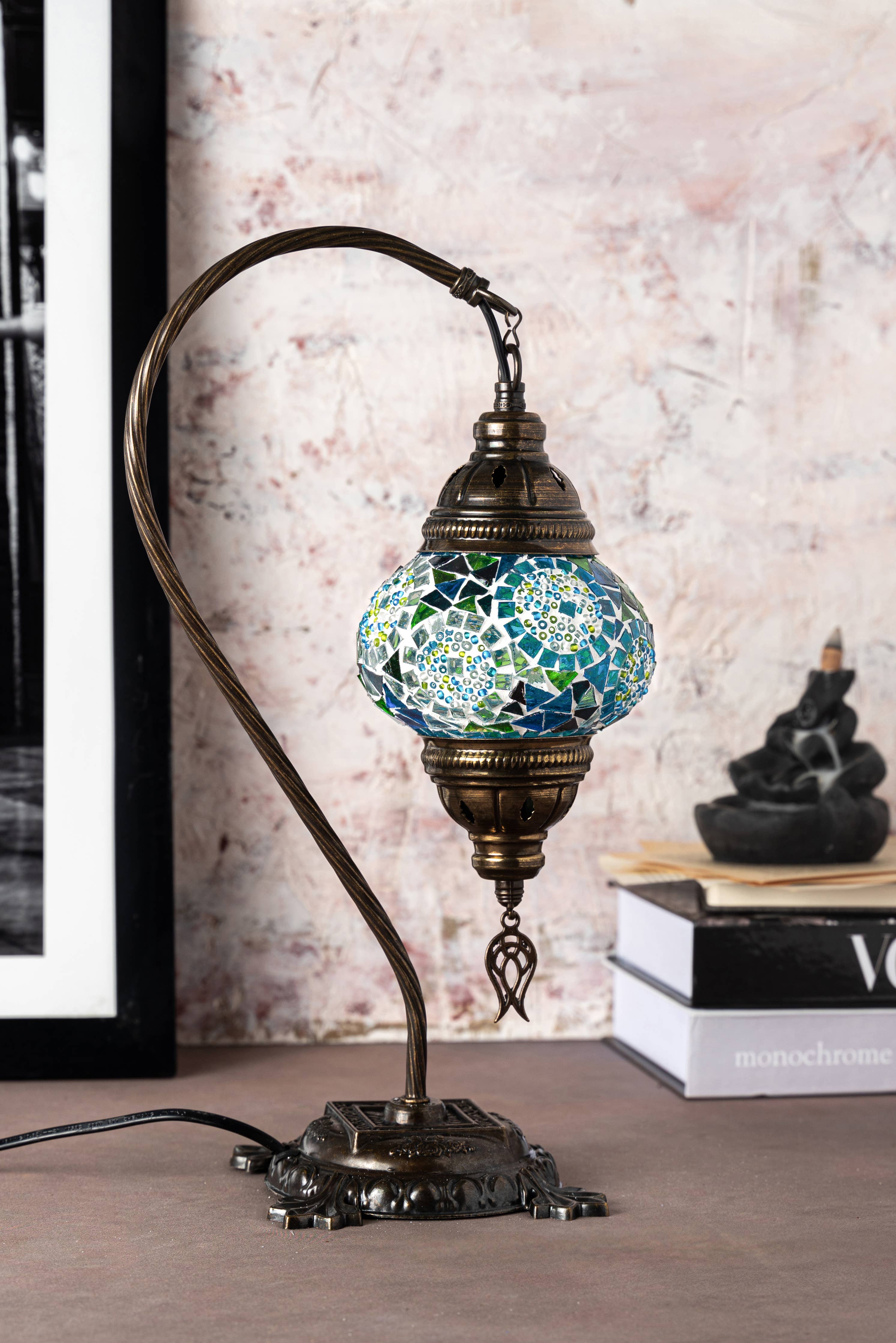 🌿 Handmade Swan Neck Mosaic Lamps Spring–Summer Bestseller: Ecru Snow Flakes